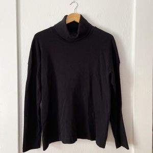 Kowtow Turtleneck Knit Sweater, size Large
